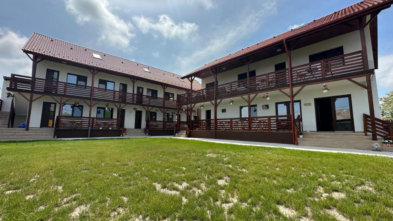 Bobocel Villa สฟึนตูกีออร์เก ภายนอก รูปภาพ